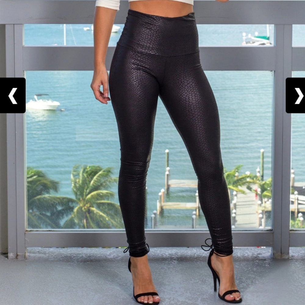 Snake Skin Print Leggings